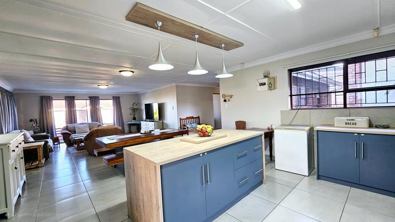 3 Bedroom Property for Sale in Dana Bay Western Cape